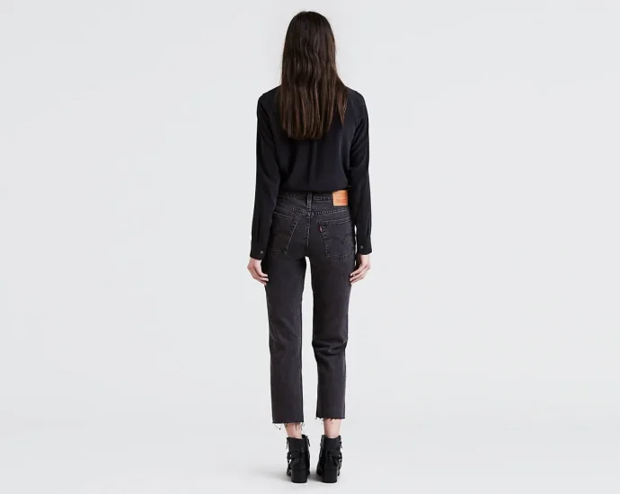 Dark Denim Jeans: Elevating Your Everyday Look with Effortless Style